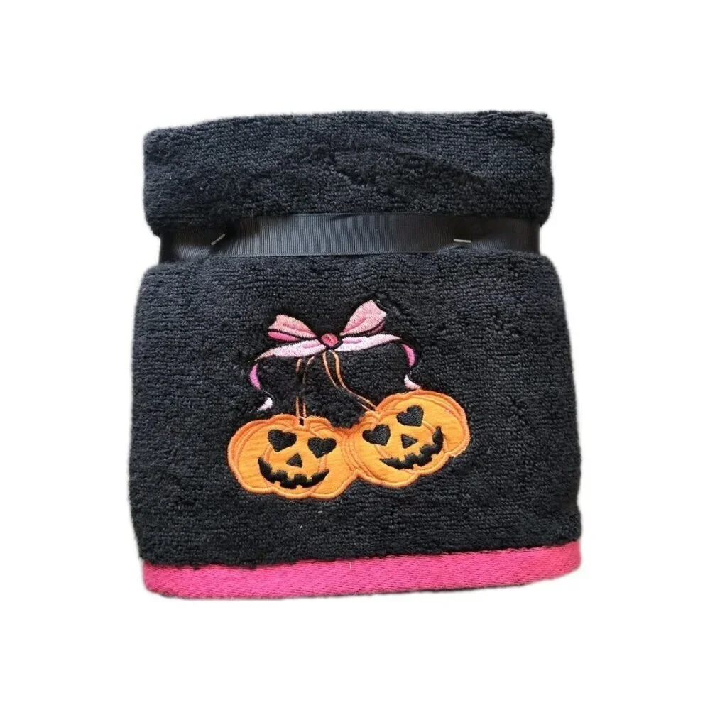 2 Betsey Johnson Orange Halloween Pumpkin Hand Towels 16x26 Cotton Embroidered